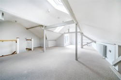 Images for The Maltings, High Street, SG16