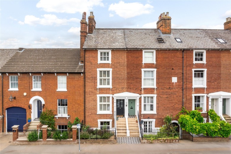 Click the photo for more details of Benslow Lane, Hitchin, SG4