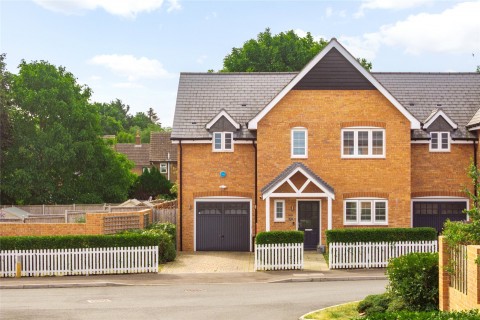 Click the photo for more details of Saxon Rise, Pirton, SG5