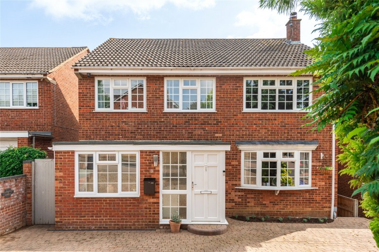 Click the photo for more details of Grange Close, Hitchin, SG4