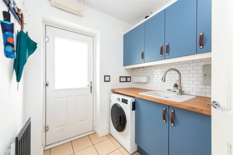 Images for Franklin Place, Fairfield, SG5