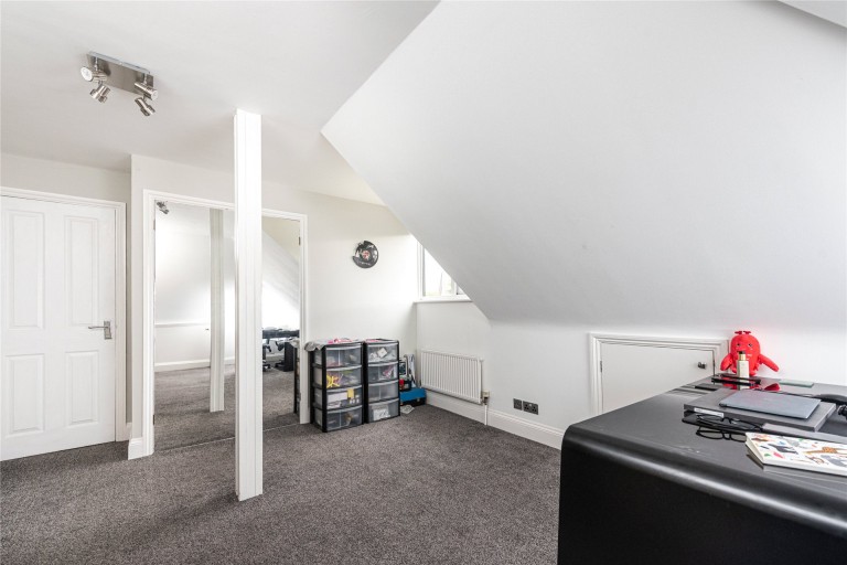 Images for Sundon Road, Streatley, LU3