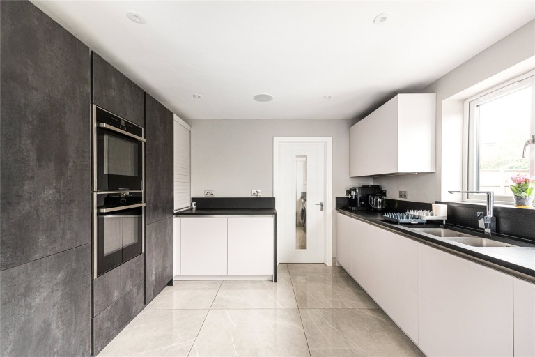 Images for Sundon Road, Streatley, LU3
