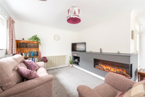 Click the photo for more details of Salusbury Lane, Offley, SG5