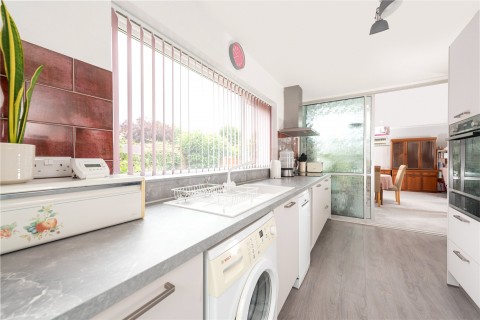 Click the photo for more details of Salusbury Lane, Offley, SG5