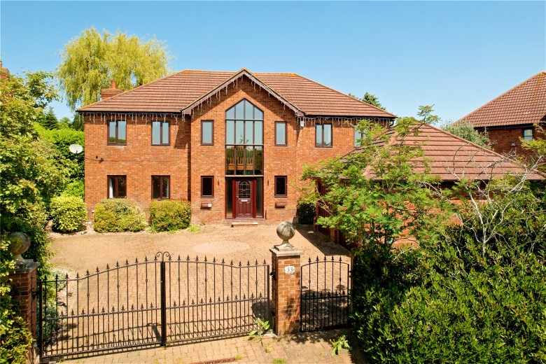 Click the photo for more details of Gregories Drive, Wavendon Gate, MK7