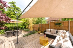 Images for Cloudberry, Walnut Tree, MK7