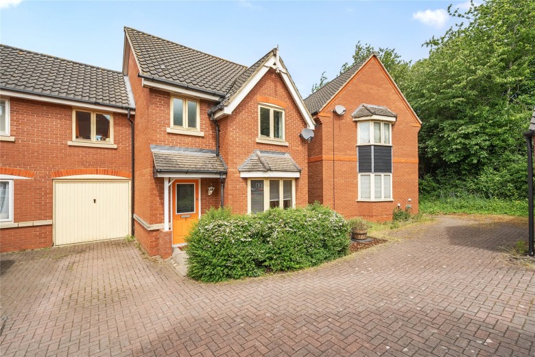 Click the photo for more details of Foxley Place, Loughton, MK5