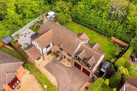 Click the photo for more details of Beales Lane, Walton Park, MK7