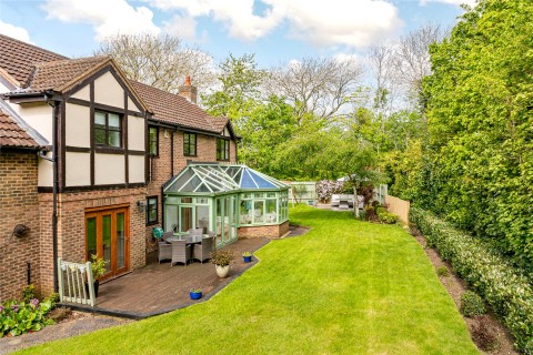 Click the photo for more details of Beales Lane, Walton Park, MK7