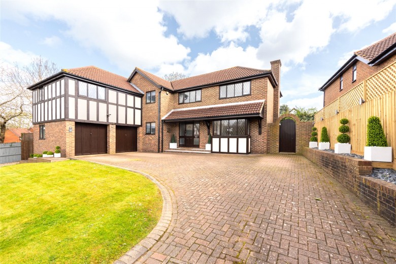 Click the photo for more details of Cloudberry, Walnut Tree, MK7