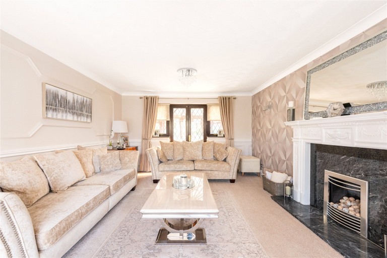 Images for Cloudberry, Walnut Tree, MK7