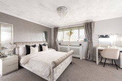 Images for Cloudberry, Walnut Tree, MK7
