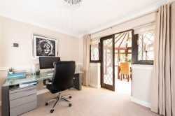 Images for Cloudberry, Walnut Tree, MK7