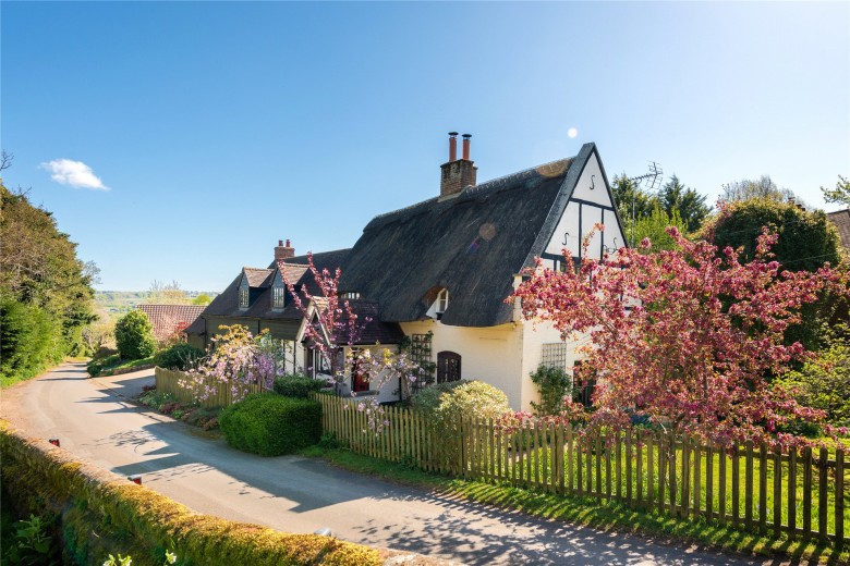 Click the photo for more details of Old School Lane, Stoke Hammond, MK17