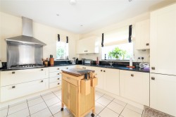 Images for London Road, Broughton, MK10