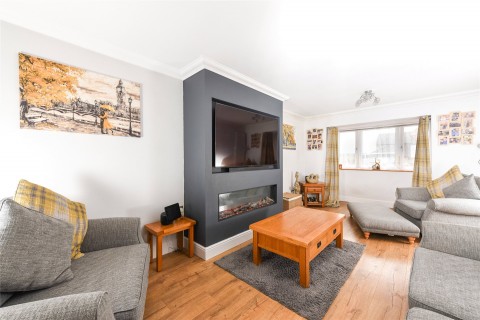 Click the photo for more details of Highland Close, Bletchley, MK3