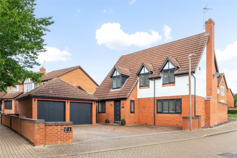 Click the photo for more details of Braford Gardens, Shenley Brook End, MK5