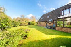 Images for Thirsk Gardens, Bletchley, MK3