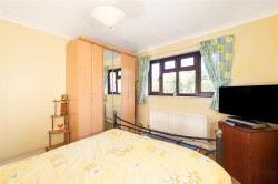 Images for Thirsk Gardens, Bletchley, MK3