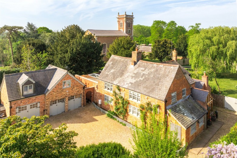 Click the photo for more details of Milton Road, Willen, MK15