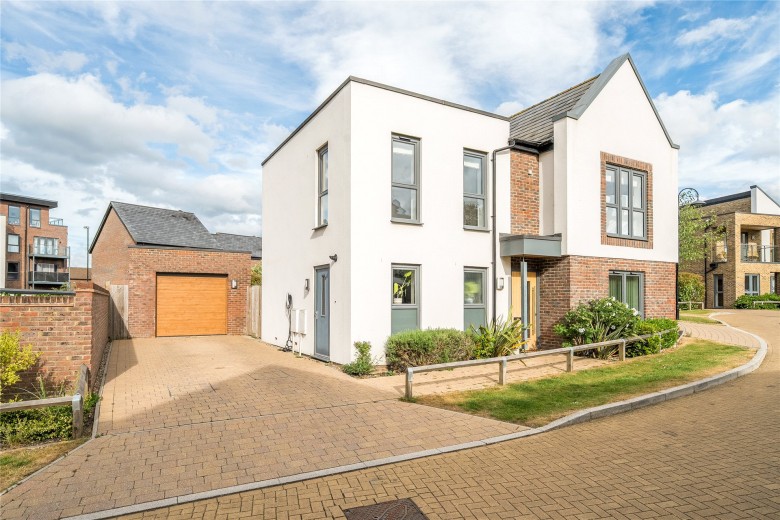 Click the photo for more details of Fensom Place, Oakgrove, MK10
