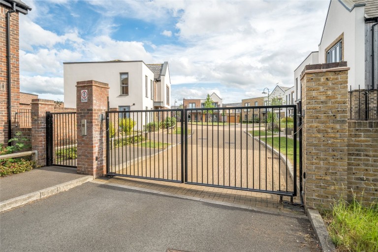 Images for Fensom Place, Oakgrove, MK10