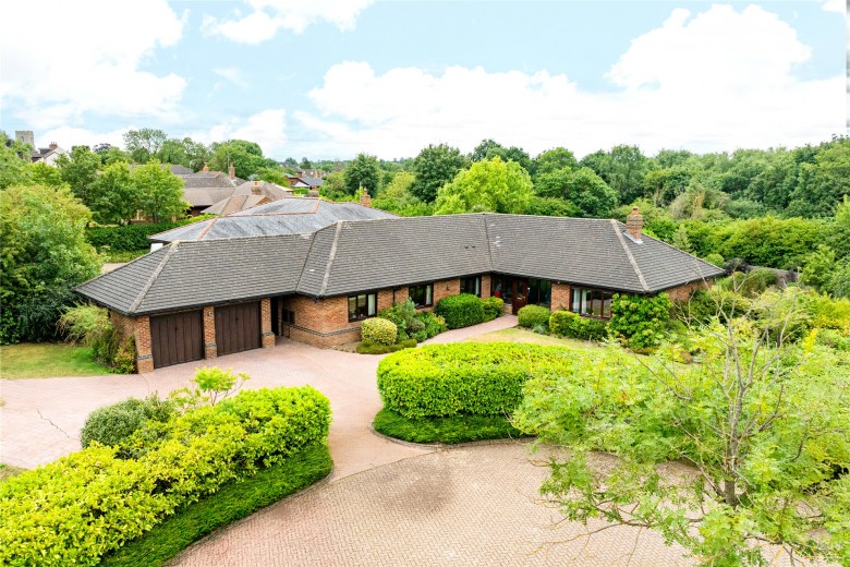 Click the photo for more details of Bradwell Road, Loughton, MK5