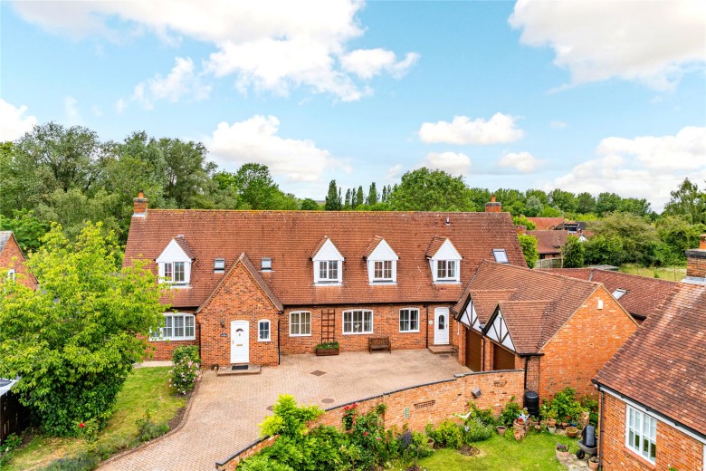 Click the photo for more details of The Green, Woughton on the Green, MK6
