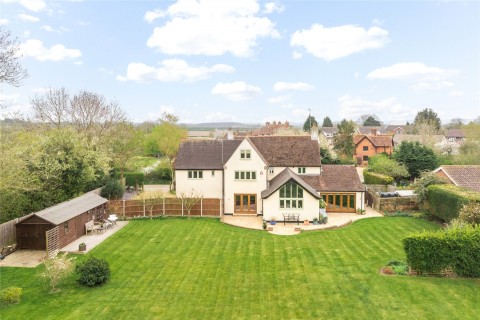 Click the photo for more details of Wood End Lane, Moulsoe, MK16