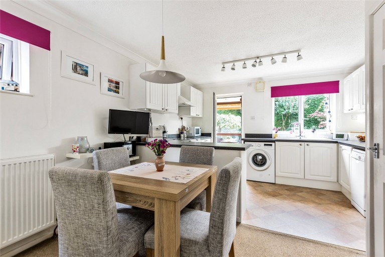 Images for Granes End, Great Linford, MK14