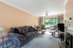 Images for Granes End, Great Linford, MK14