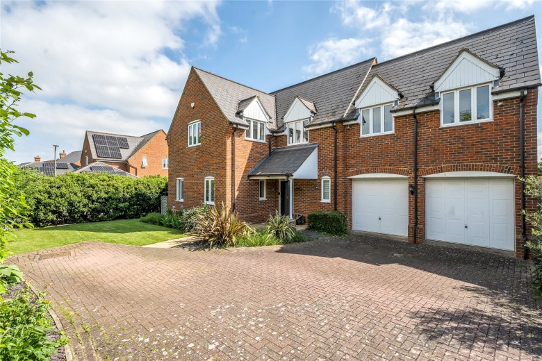 Click the photo for more details of Cranfield Road, Astwood, MK16
