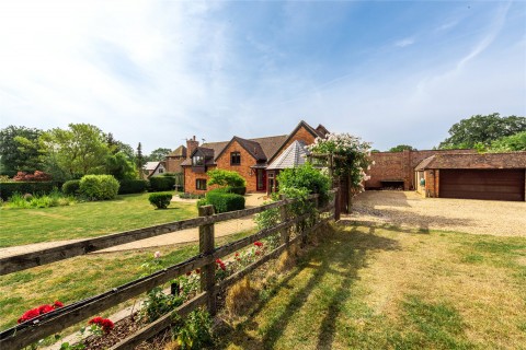 Click the photo for more details of Pound Lane, North Crawley, MK16
