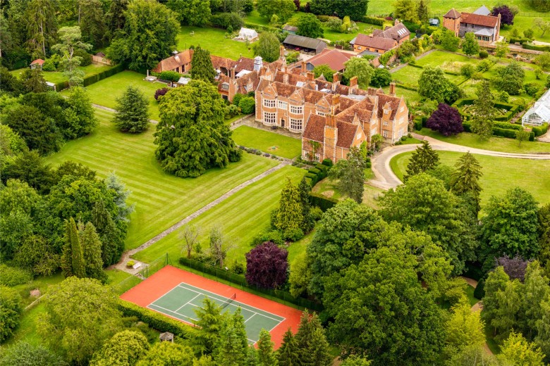 Click the photo for more details of Pound Lane, North Crawley, MK16