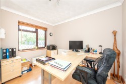 Images for Runnymede, Giffard Park, MK14