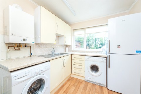 Click the photo for more details of Lakes Lane, Newport Pagnell, MK16