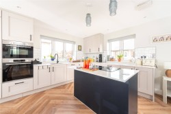 Images for Keeves Avenue, Hanslope, MK19