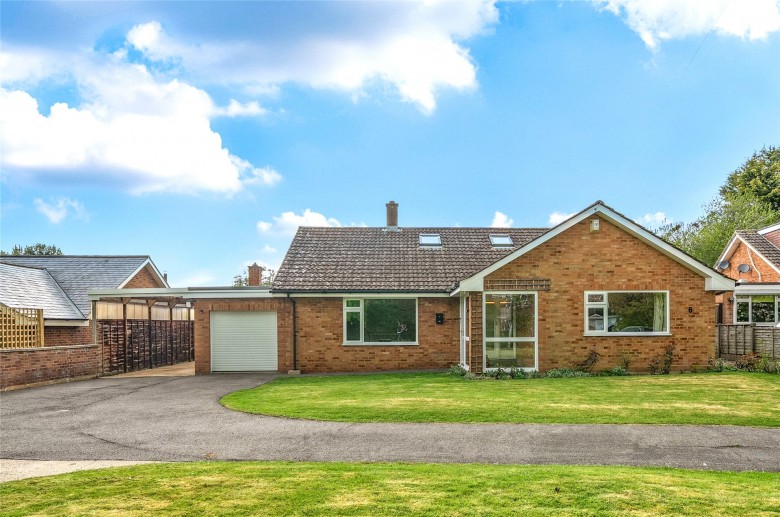 Click the photo for more details of Folly Lane, North Crawley, MK16