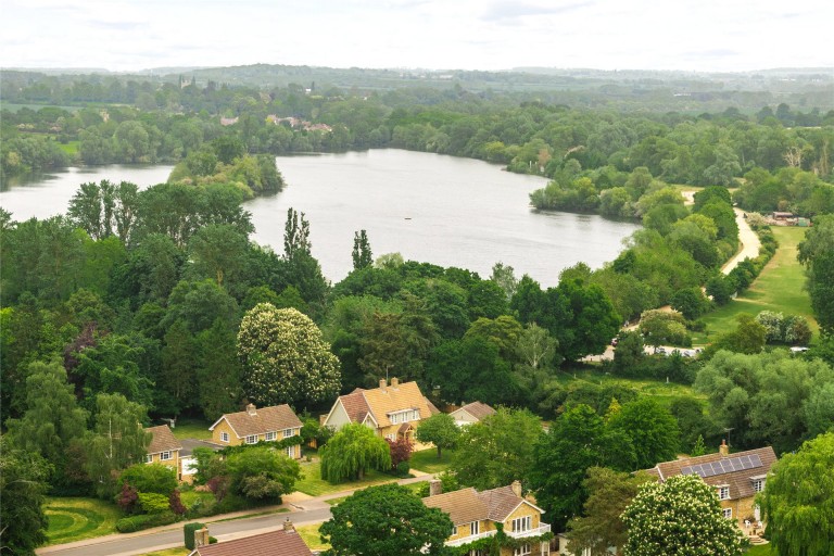 Images for Hall Close, Harrold, MK43