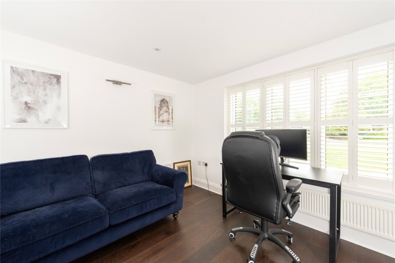 Images for Hall Close, Harrold, MK43