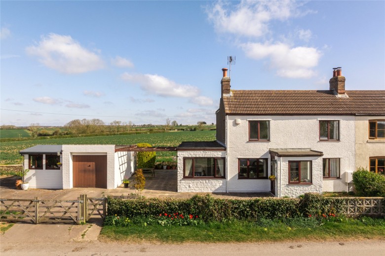 Click the photo for more details of Higham Cross Road, Hanslope, MK19