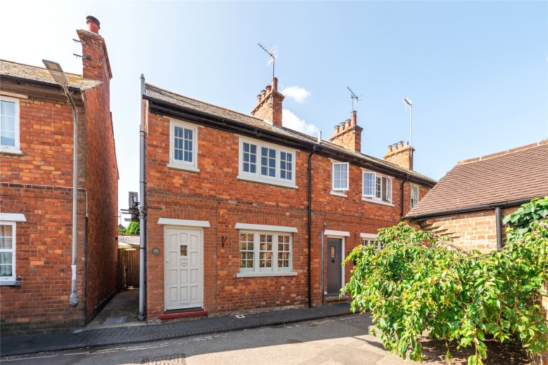 Click the photo for more details of Mill Street, Newport Pagnell, MK16