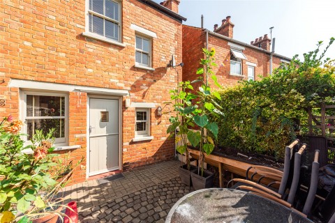 Click the photo for more details of Mill Street, Newport Pagnell, MK16