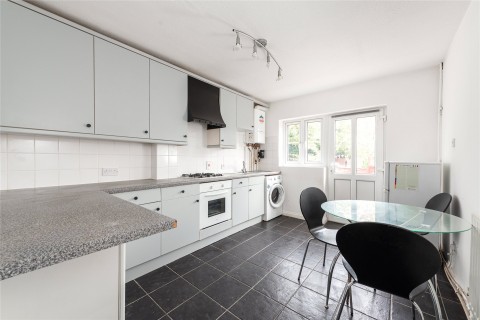 Click the photo for more details of Sheppards Close, Newport Pagnell, MK16