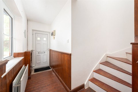 Click the photo for more details of Sheppards Close, Newport Pagnell, MK16