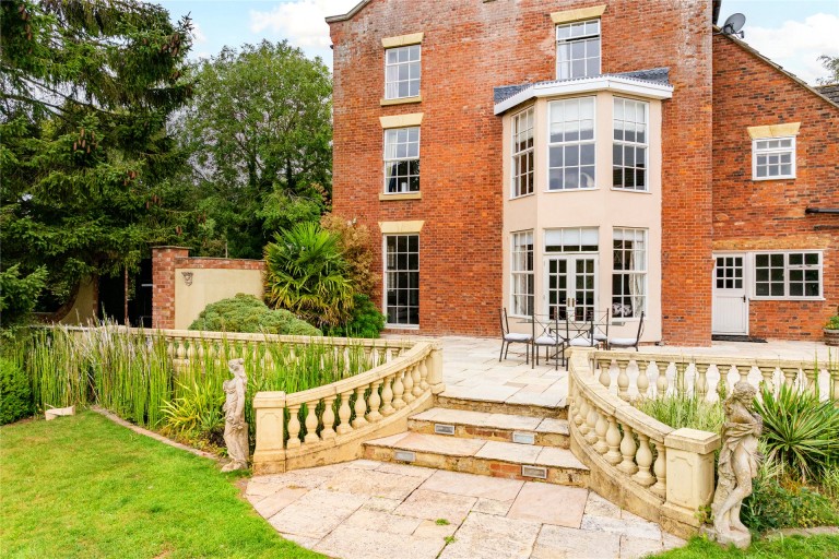 Images for Old Road, Braunston, NN11