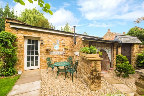 Click the photo for more details of Main Road, Duston, NN5