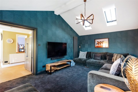 Click the photo for more details of Church Walk, Great Billing, NN3