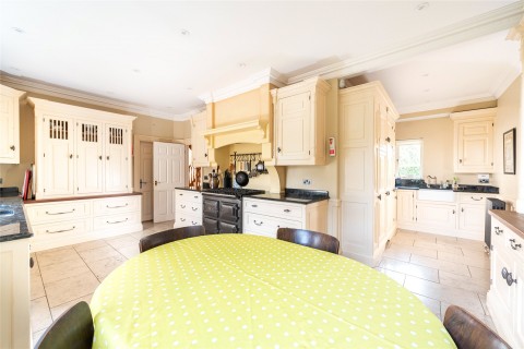 Click the photo for more details of Mears Ashby Road, Earls Barton, NN6